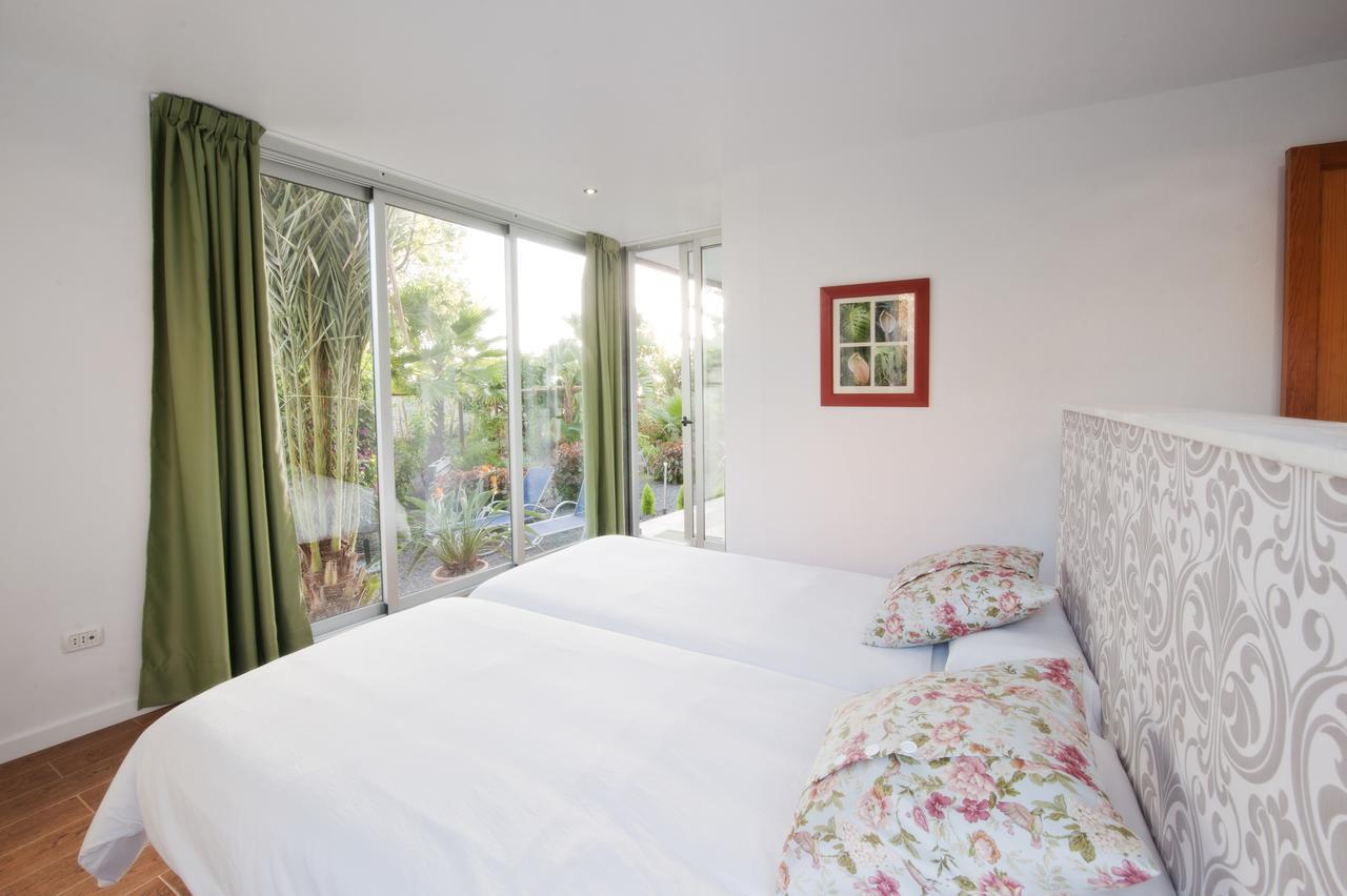 Apartamentos Adjovimar Los Llanos De Aridane Luaran gambar
