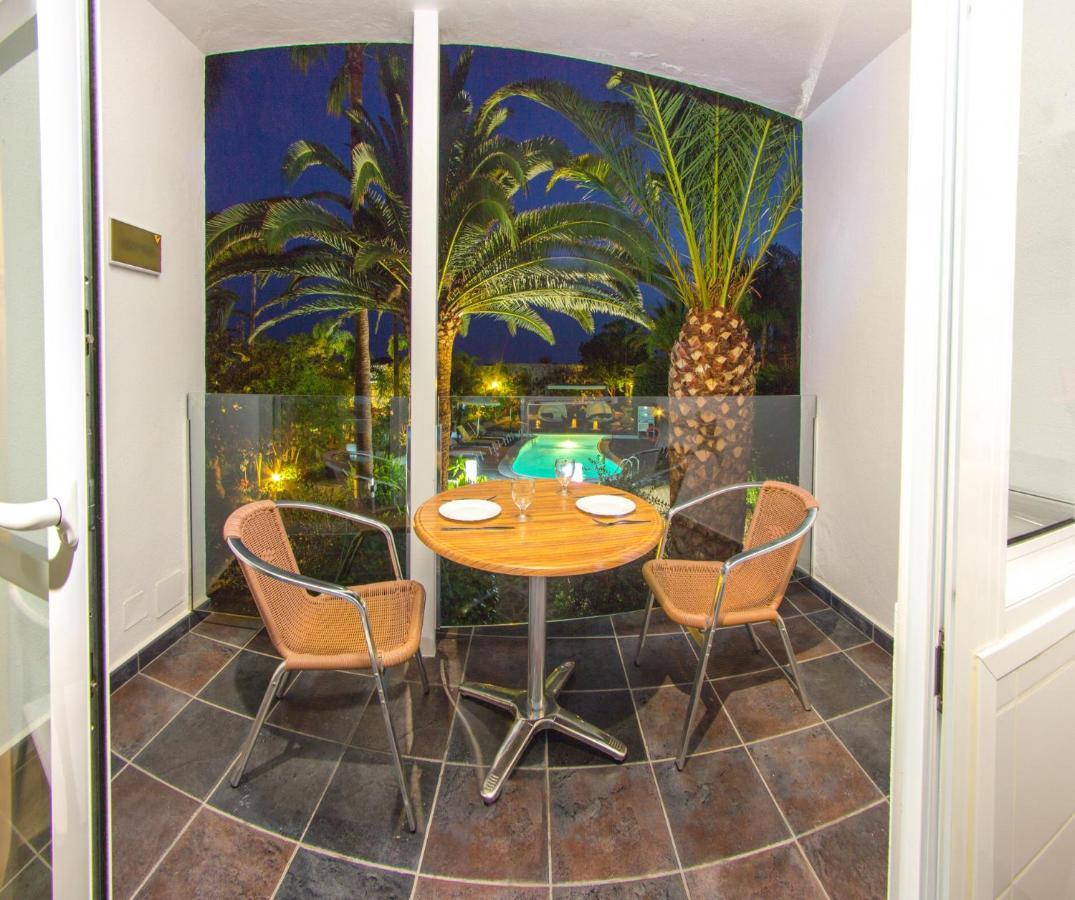 Apartamentos Adjovimar Los Llanos De Aridane Luaran gambar